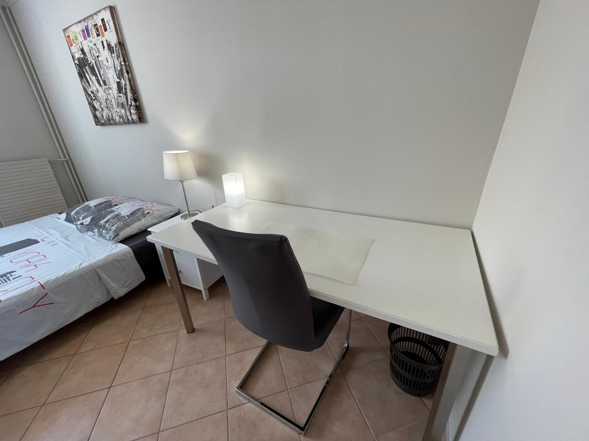 Chambre Privee En Colocation Dans Un Appartement Vaulx En Velin Centre Екстер'єр фото