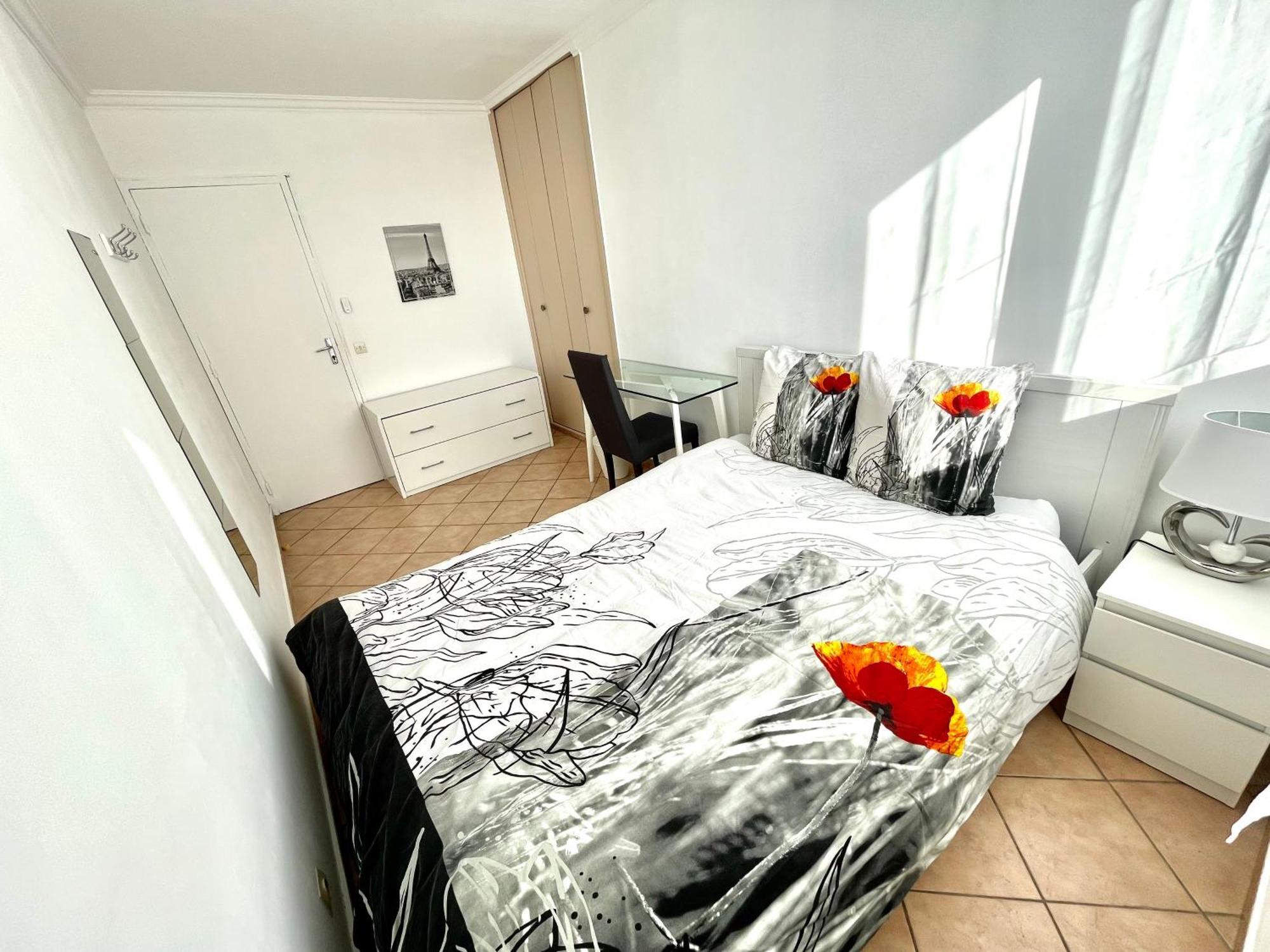 Chambre Privee En Colocation Dans Un Appartement Vaulx En Velin Centre Екстер'єр фото