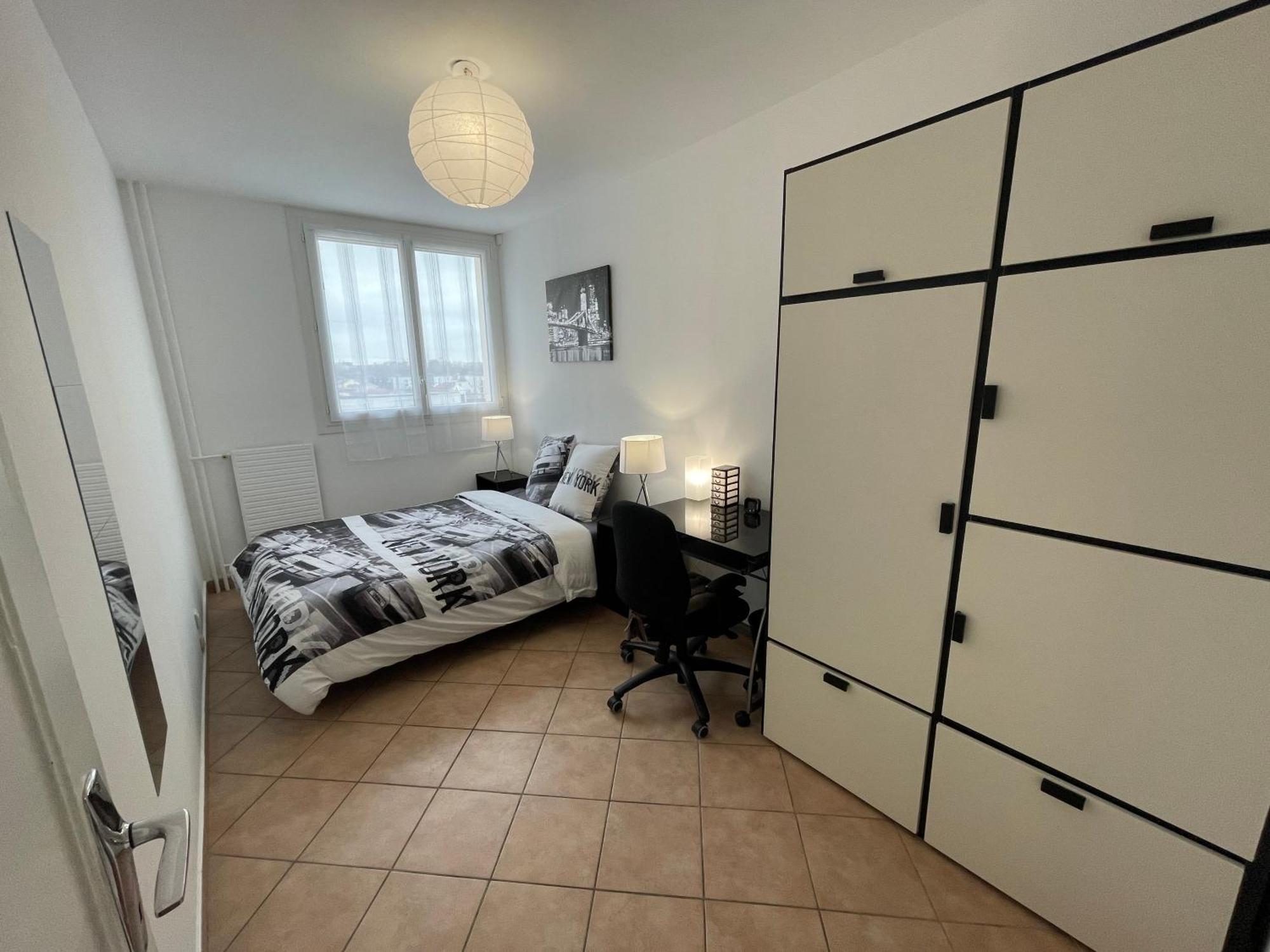 Chambre Privee En Colocation Dans Un Appartement Vaulx En Velin Centre Екстер'єр фото